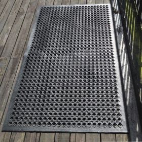 Outdoor Rubber Floor Mats Anti Slip Restaurant Commercial Kitchen Mat Rubber Drainage Mat 60 x 35 Heavy Duty Door Mat for Garage Garden Indoor Outside